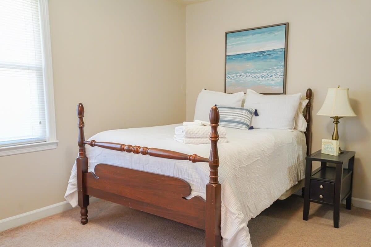 2Br Pet Friendly Home In Sneads Ferry With Parking Екстериор снимка