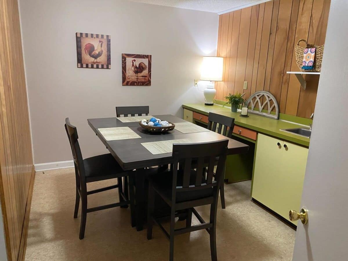 2Br Pet Friendly Home In Sneads Ferry With Parking Екстериор снимка