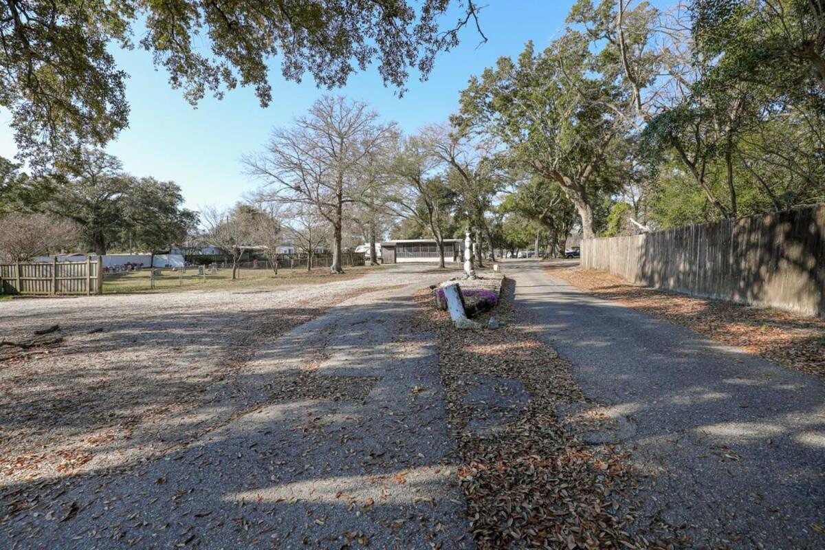 2Br Pet Friendly Home In Sneads Ferry With Parking Екстериор снимка