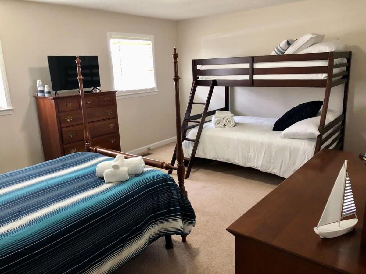 2Br Pet Friendly Home In Sneads Ferry With Parking Екстериор снимка